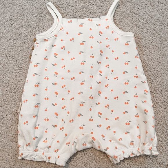 Rabbit + Bear Baby Girl Romper + Bow + Bib set 3-6 MO - Picture 6 of 6